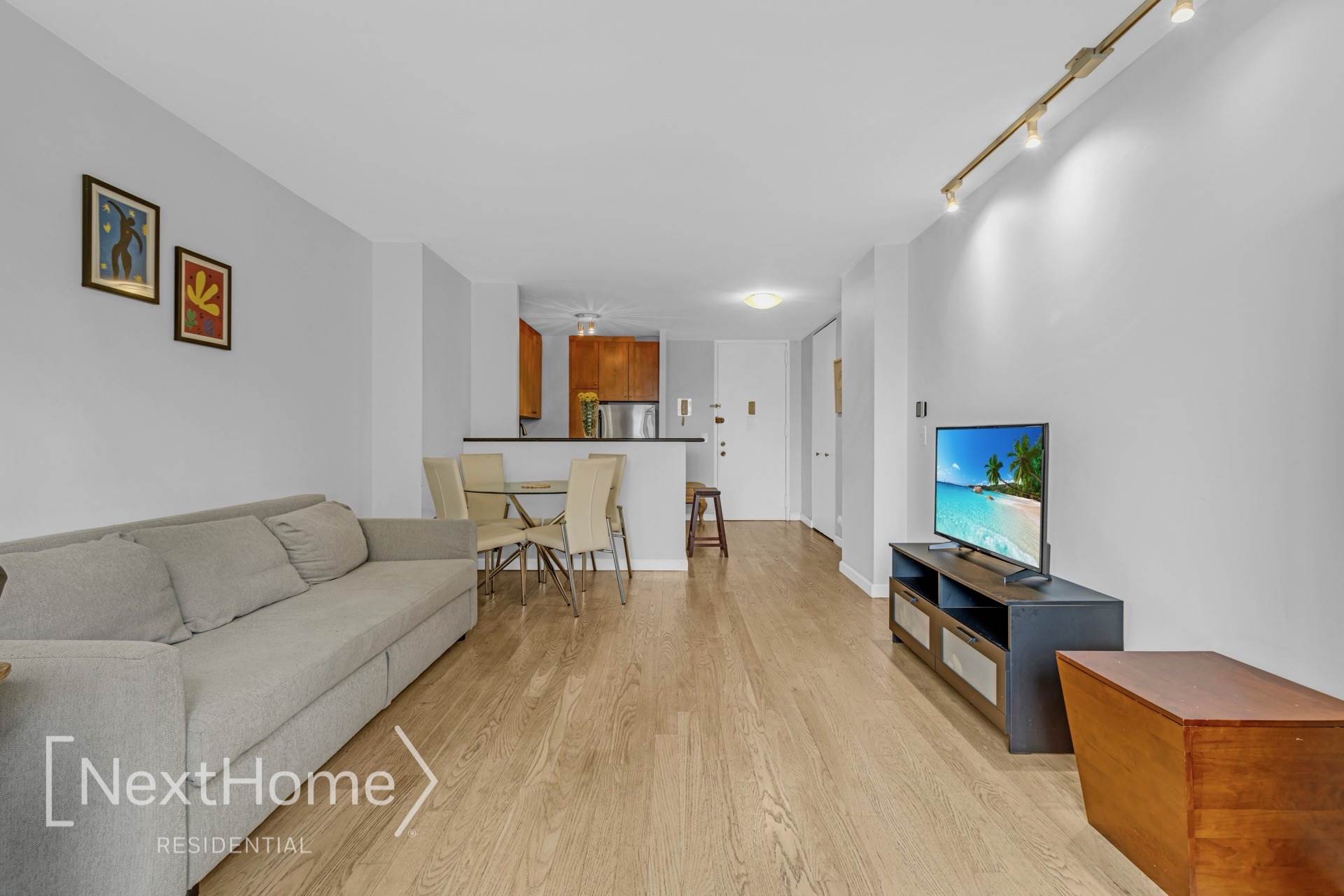 345 East 93rd Street #11F, New York, NY 10128