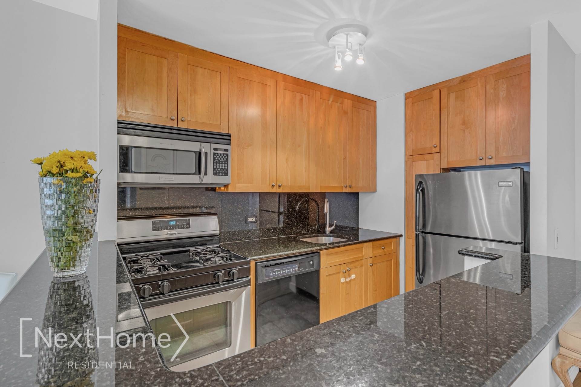 345 East 93rd Street #11F, New York, NY 10128