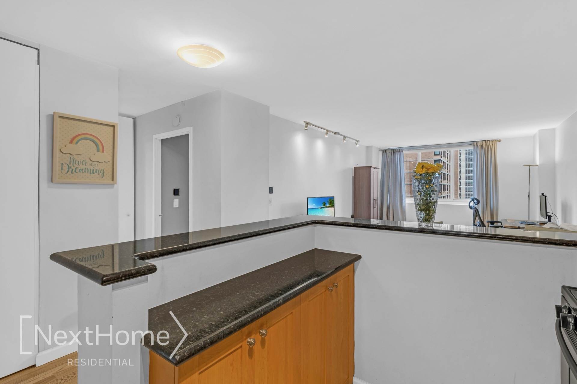 345 East 93rd Street #11F, New York, NY 10128