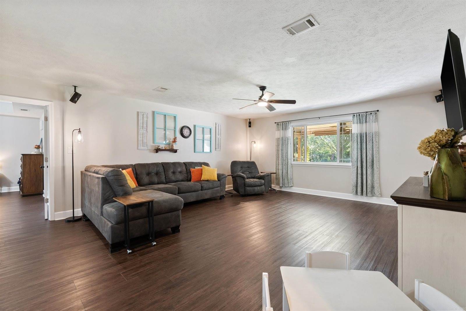 154 Elliott Rd, Greenbrier, AR 72058