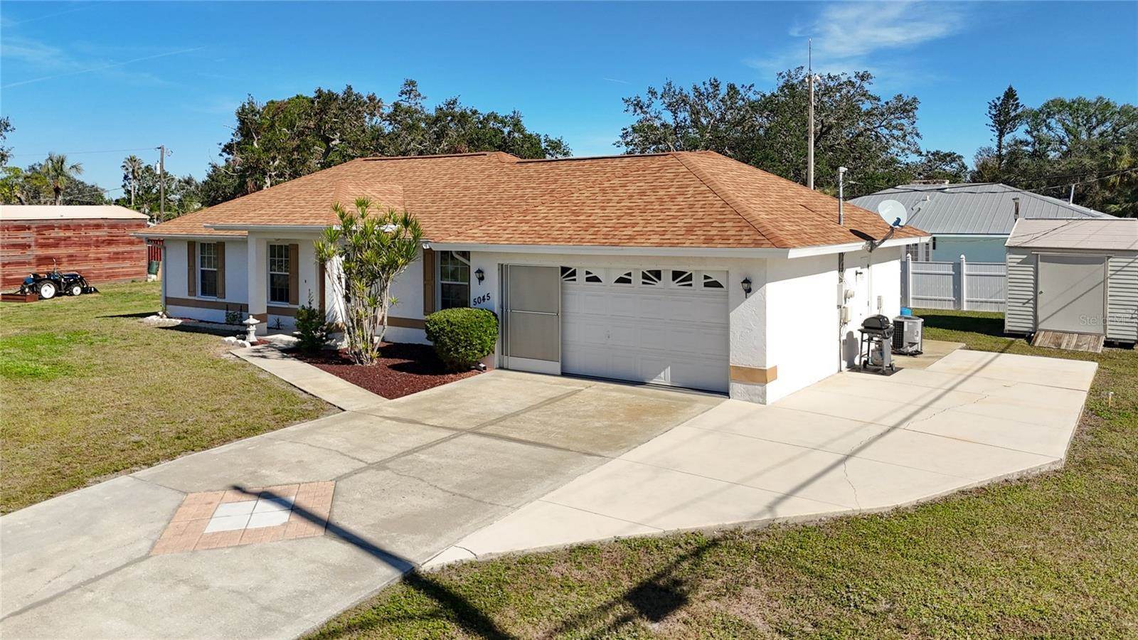 5045 Pompano Road, Venice, FL 34293