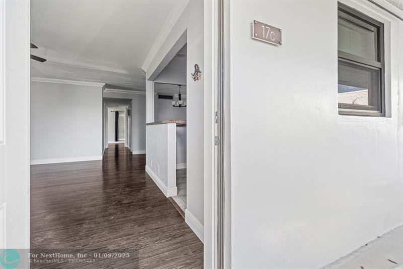 502 Osprey Dr 17C, Delray Beach, FL 33444