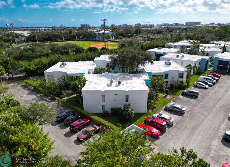 502 Osprey Dr 17C, Delray Beach, FL 33444