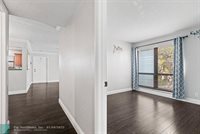 502 Osprey Dr 17C, Delray Beach, FL 33444