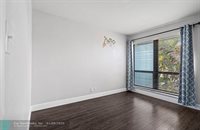 502 Osprey Dr 17C, Delray Beach, FL 33444