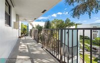 502 Osprey Dr 17C, Delray Beach, FL 33444