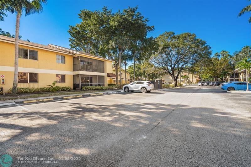 3031 N Oakland Forest Dr 201, #201, Oakland Park, FL 33309