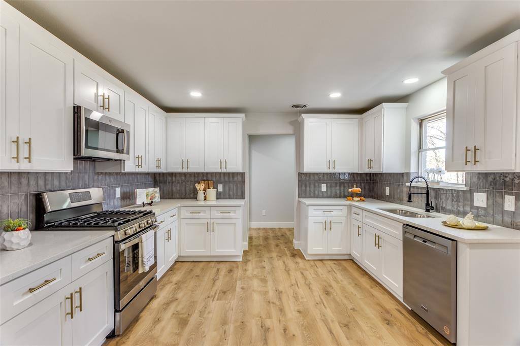 5609 Wharton Drive, Fort Worth, TX 76133