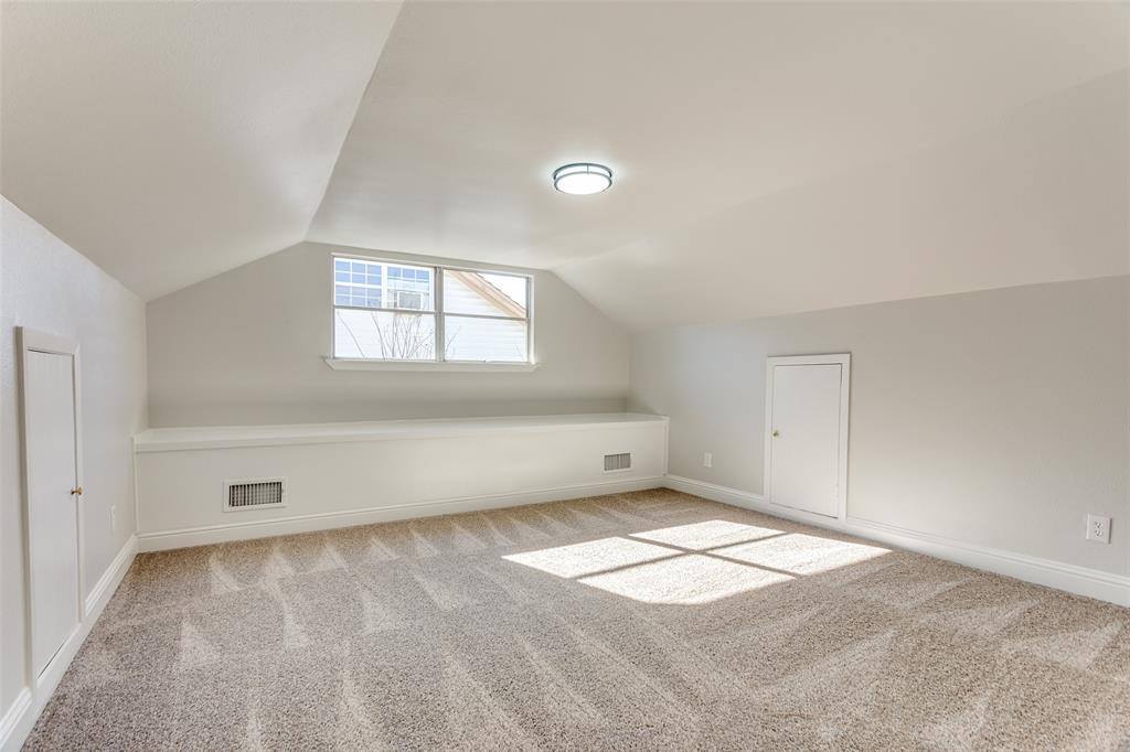 5609 Wharton Drive, Fort Worth, TX 76133