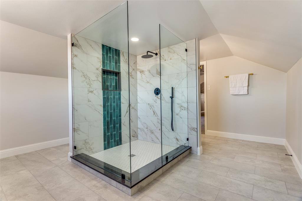 5609 Wharton Drive, Fort Worth, TX 76133
