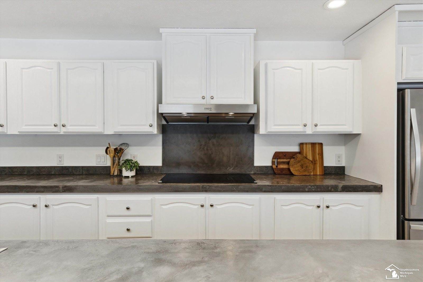 10485 Hardcastle Road, Brooklyn, MI 49230