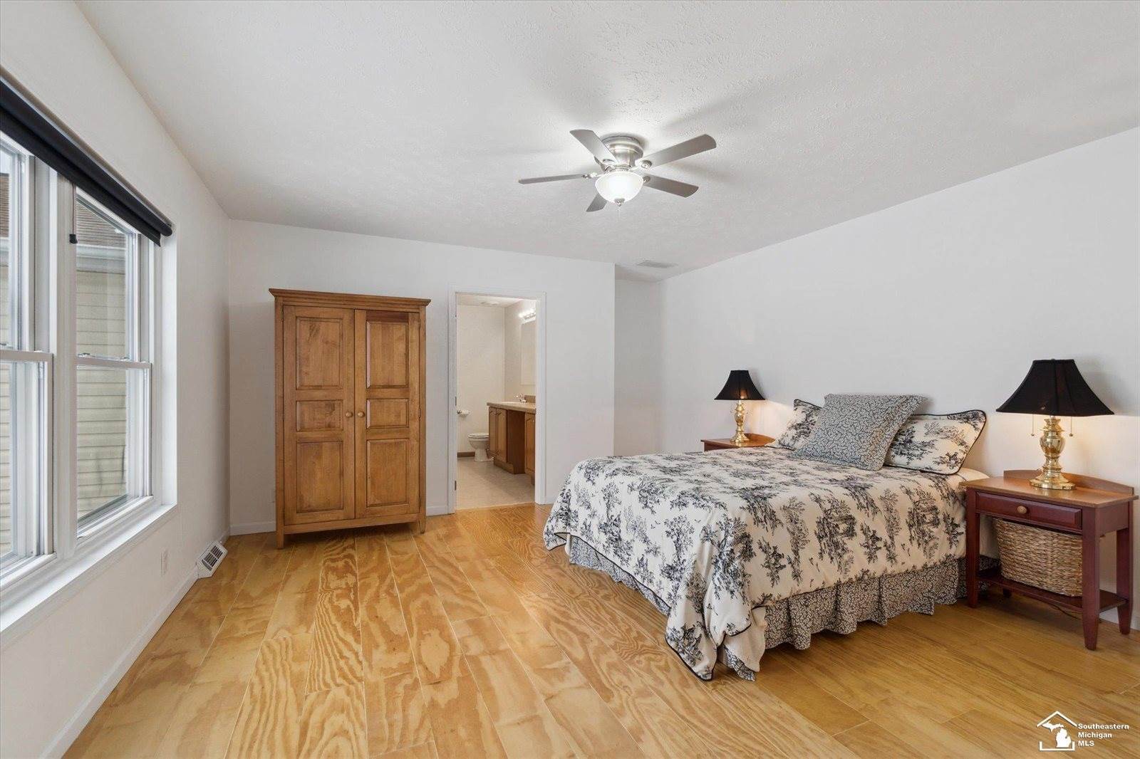 10485 Hardcastle Road, Brooklyn, MI 49230