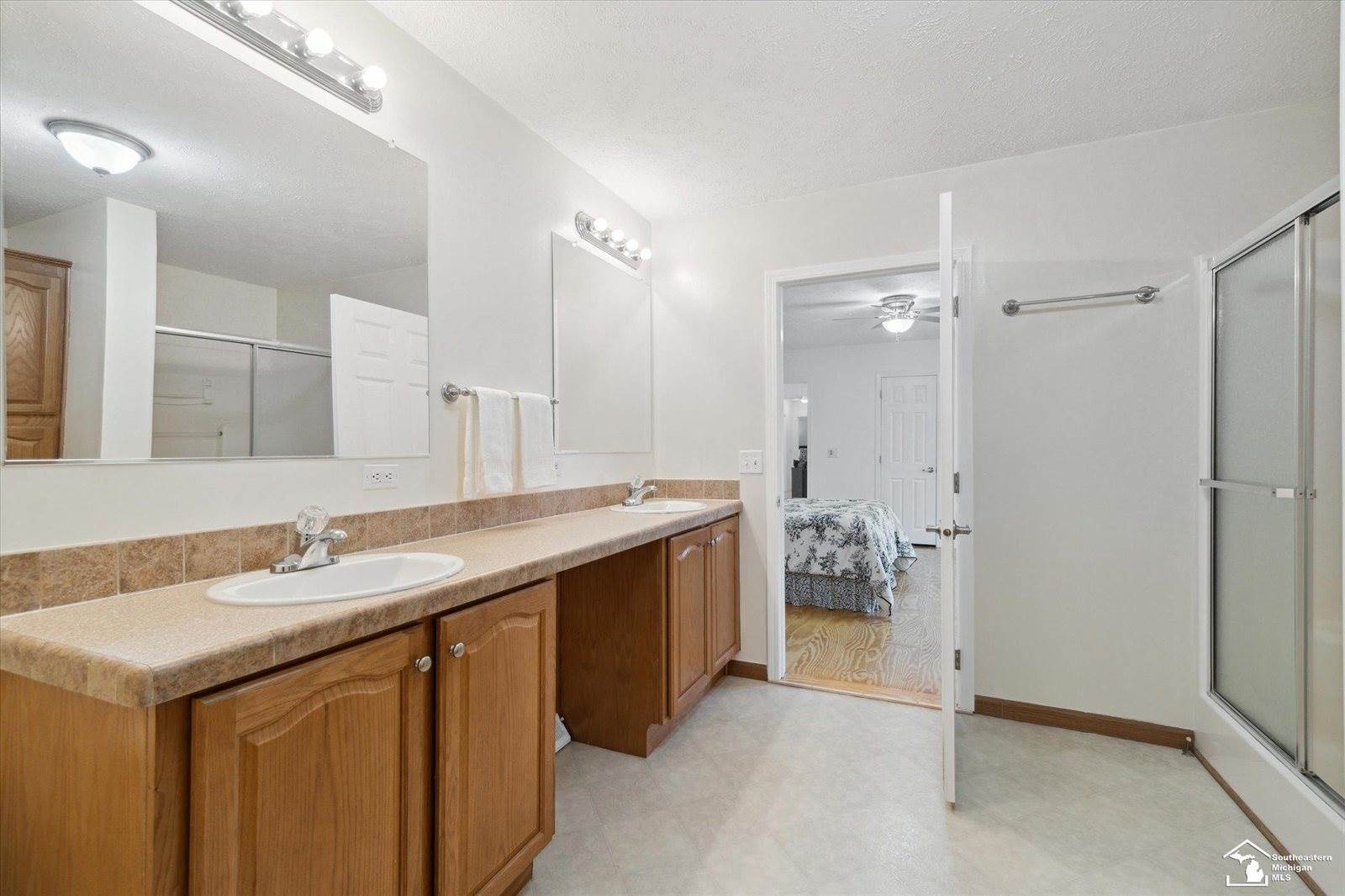 10485 Hardcastle Road, Brooklyn, MI 49230