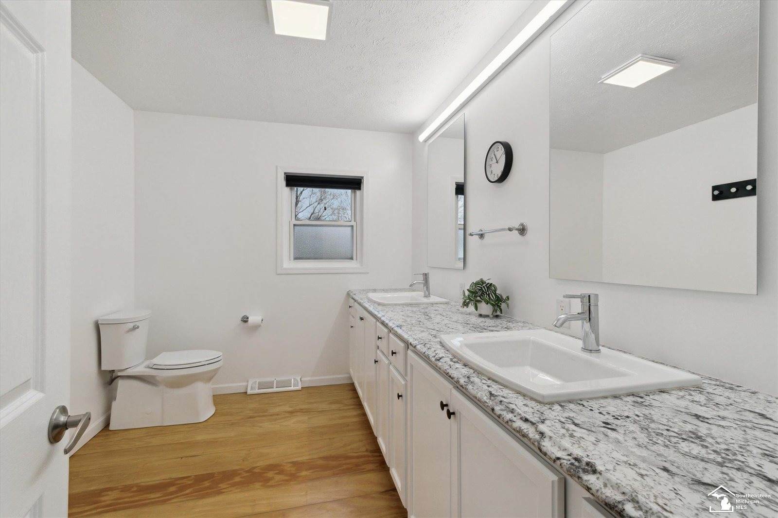 10485 Hardcastle Road, Brooklyn, MI 49230