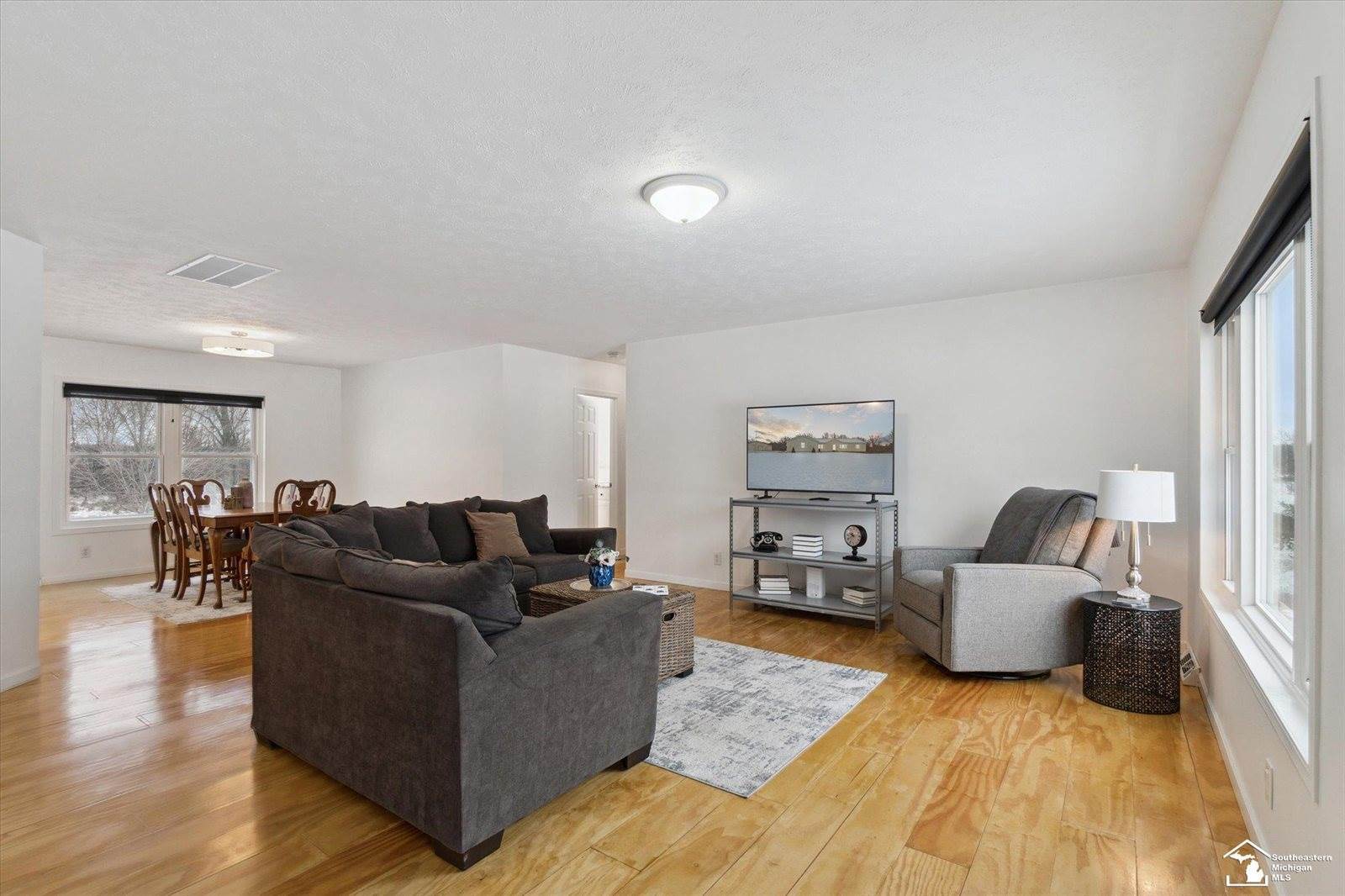 10485 Hardcastle Road, Brooklyn, MI 49230