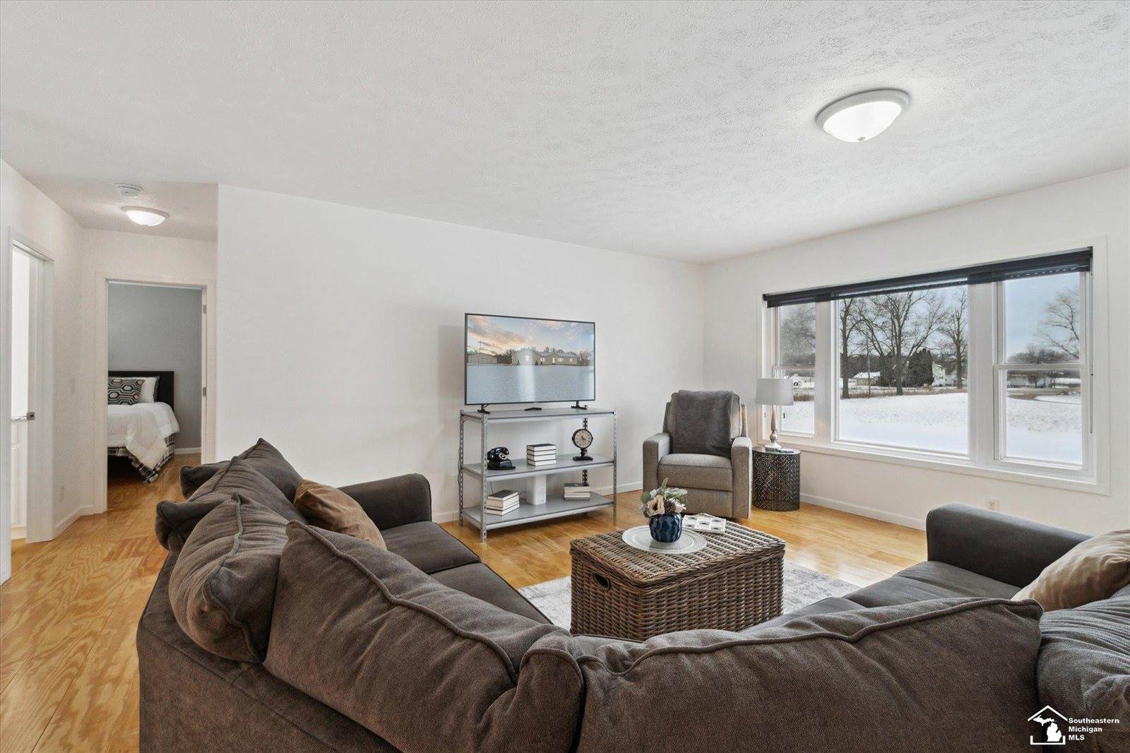 10485 Hardcastle Road, Brooklyn, MI 49230