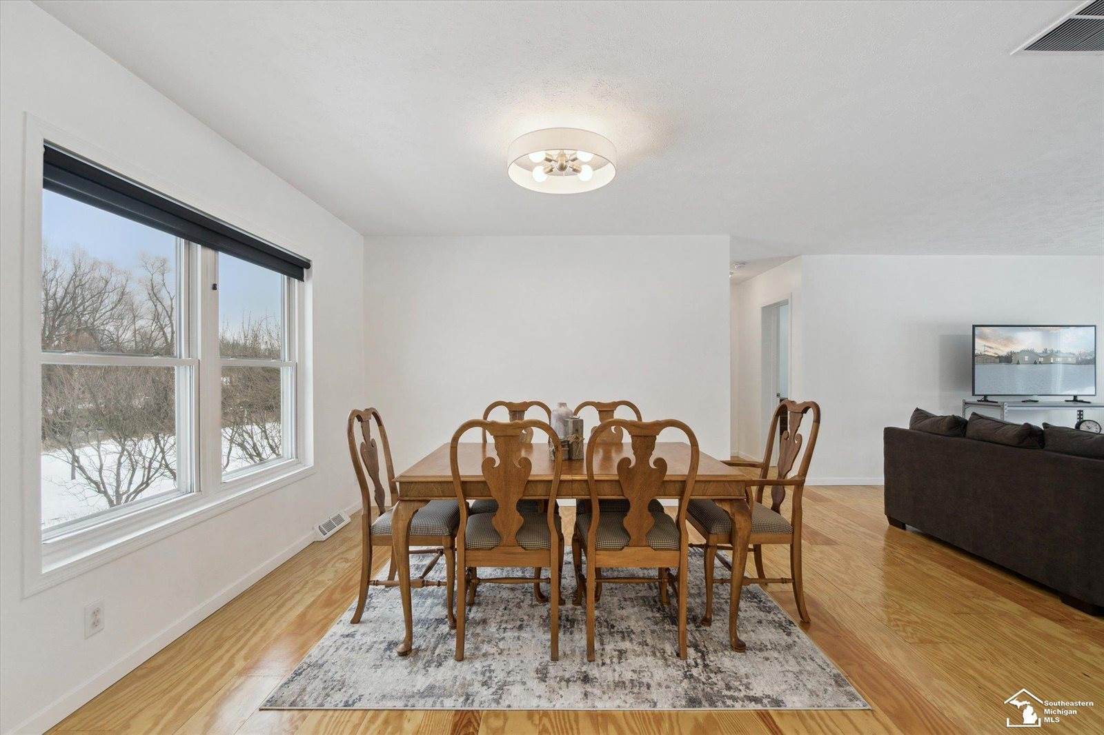 10485 Hardcastle Road, Brooklyn, MI 49230