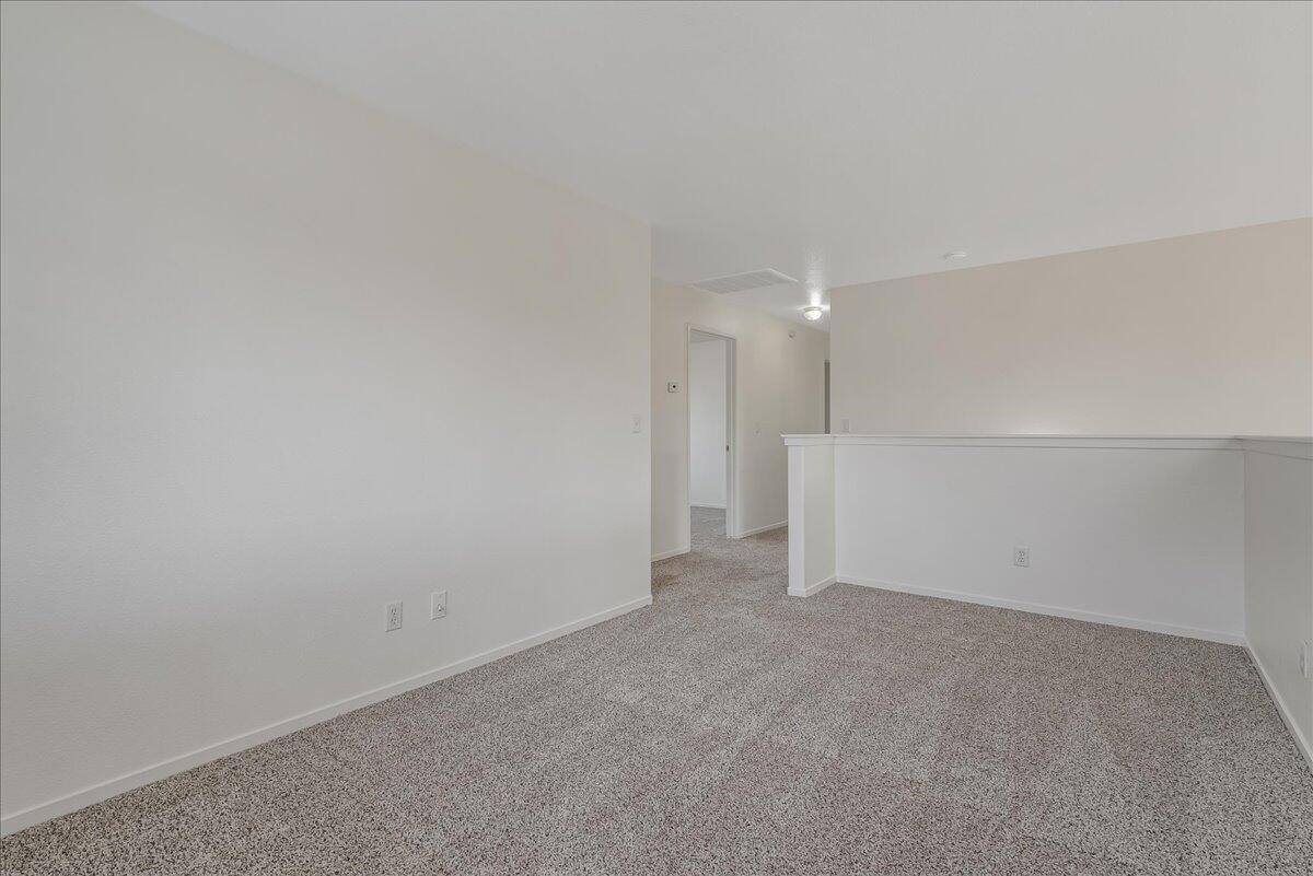 3102 West Flagstaff Avenue, Visalia, CA 93291