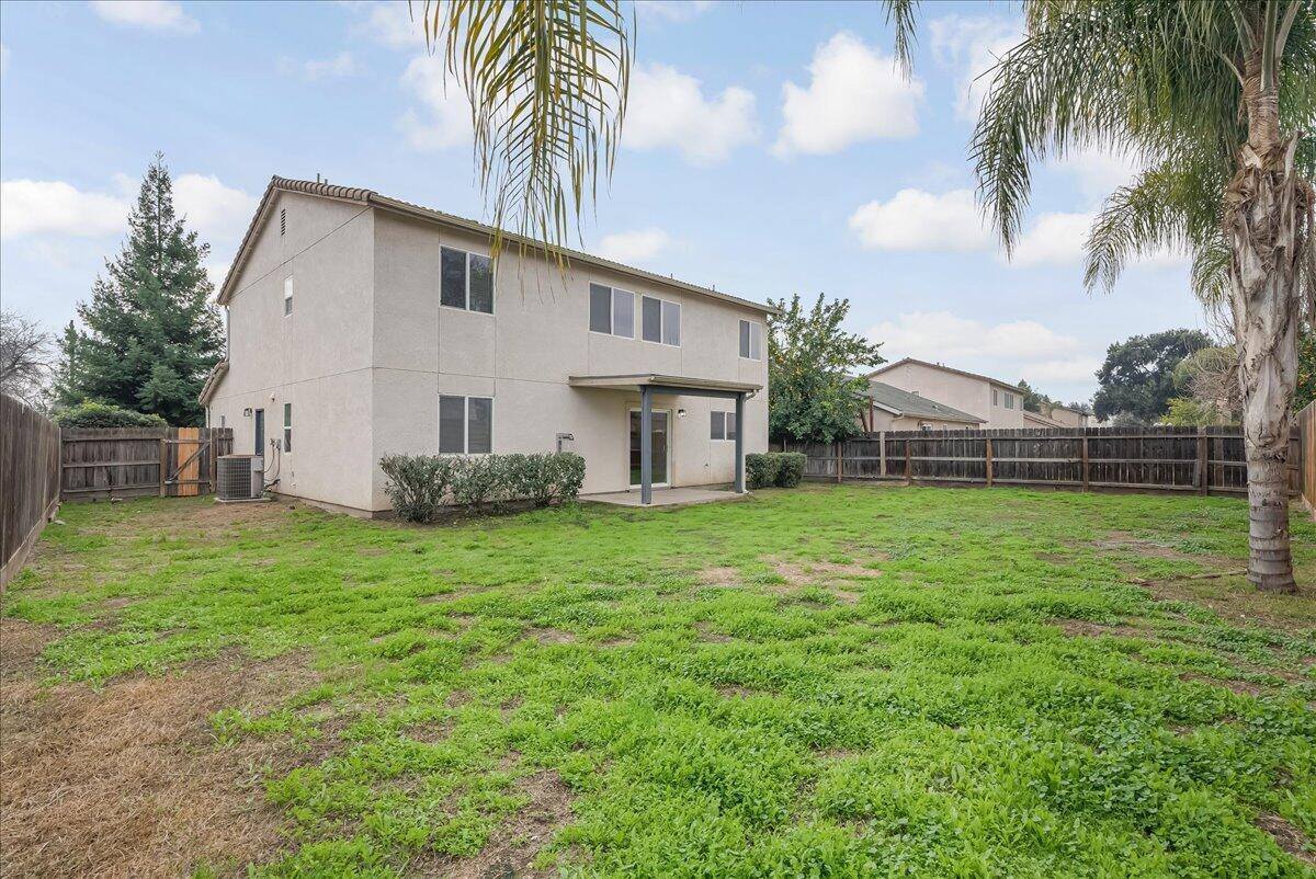 3102 West Flagstaff Avenue, Visalia, CA 93291