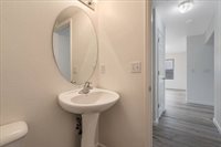 3102 West Flagstaff Avenue, Visalia, CA 93291