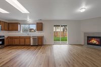 3102 West Flagstaff Avenue, Visalia, CA 93291