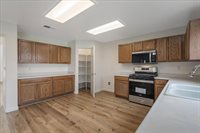 3102 West Flagstaff Avenue, Visalia, CA 93291