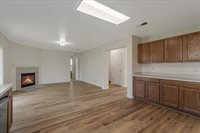 3102 West Flagstaff Avenue, Visalia, CA 93291