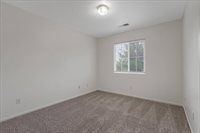 3102 West Flagstaff Avenue, Visalia, CA 93291