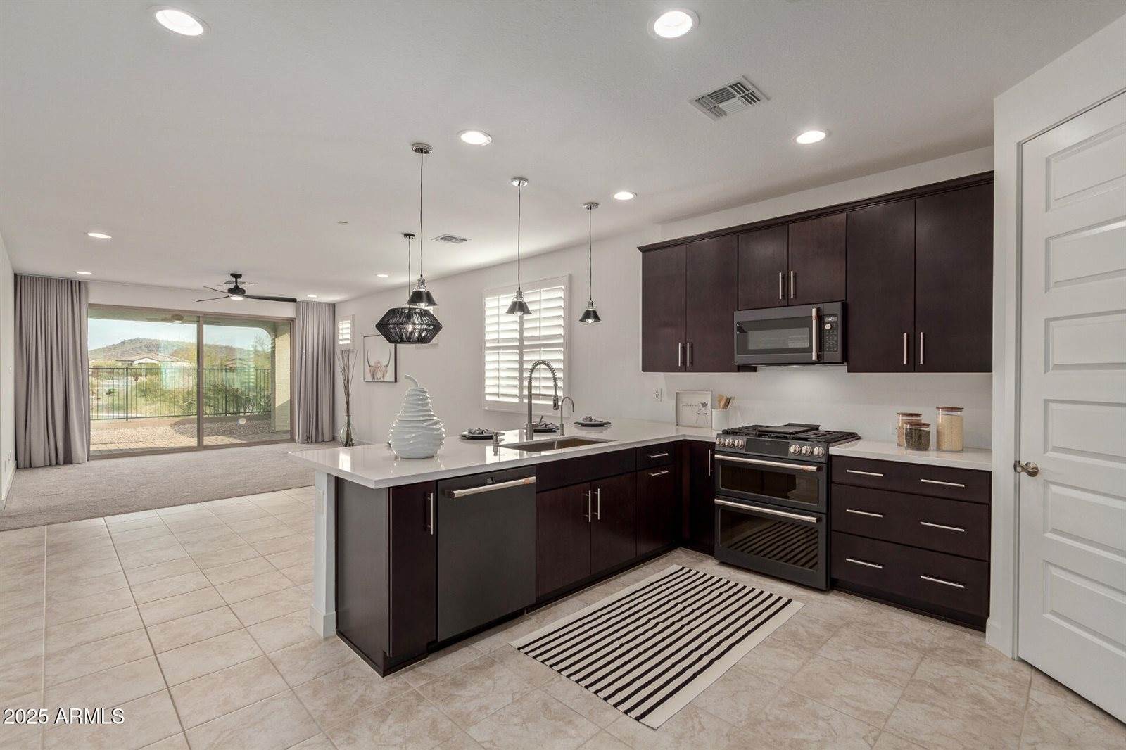 31817 North 124TH Drive, Peoria, AZ 85383