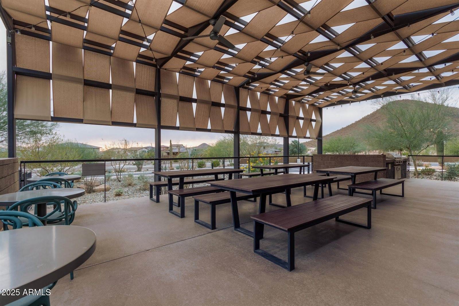 31817 North 124TH Drive, Peoria, AZ 85383