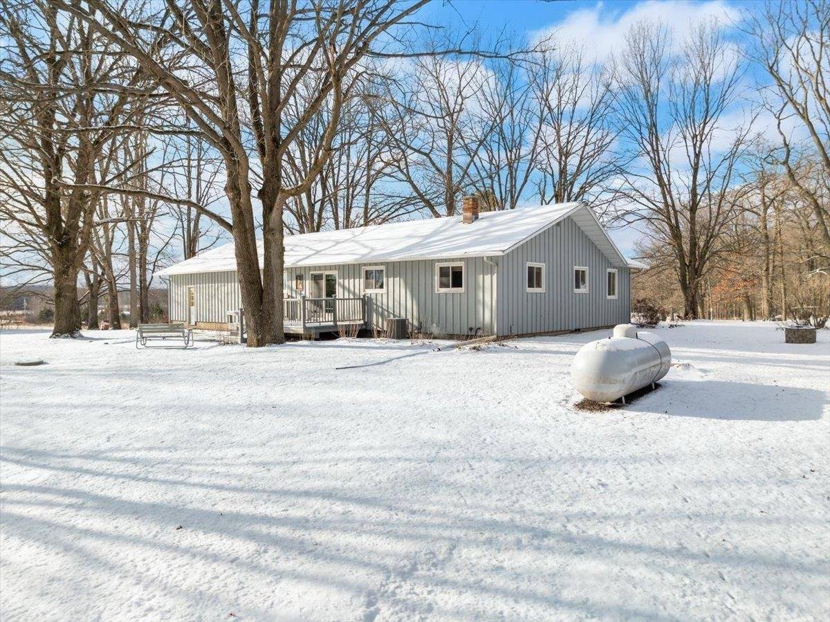 8758 County Road T, Arpin, WI 54410