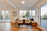2041 Marylhurst Dr, WestLinn, OR 97068