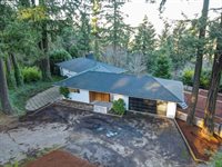 2041 Marylhurst Dr, WestLinn, OR 97068