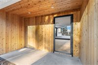 2041 Marylhurst Dr, WestLinn, OR 97068