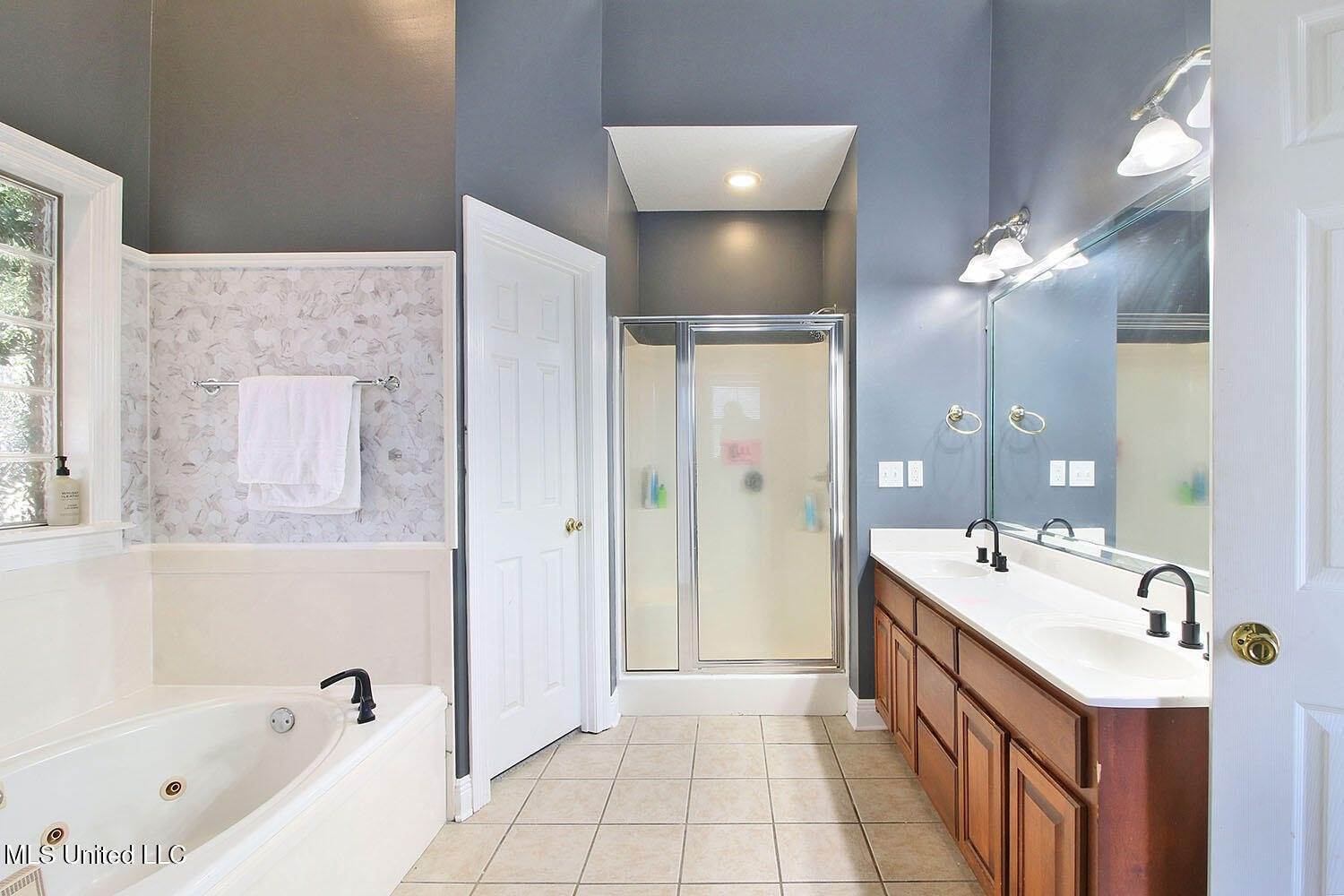 15392 Summerfield Drive, Gulfport, MS 39503