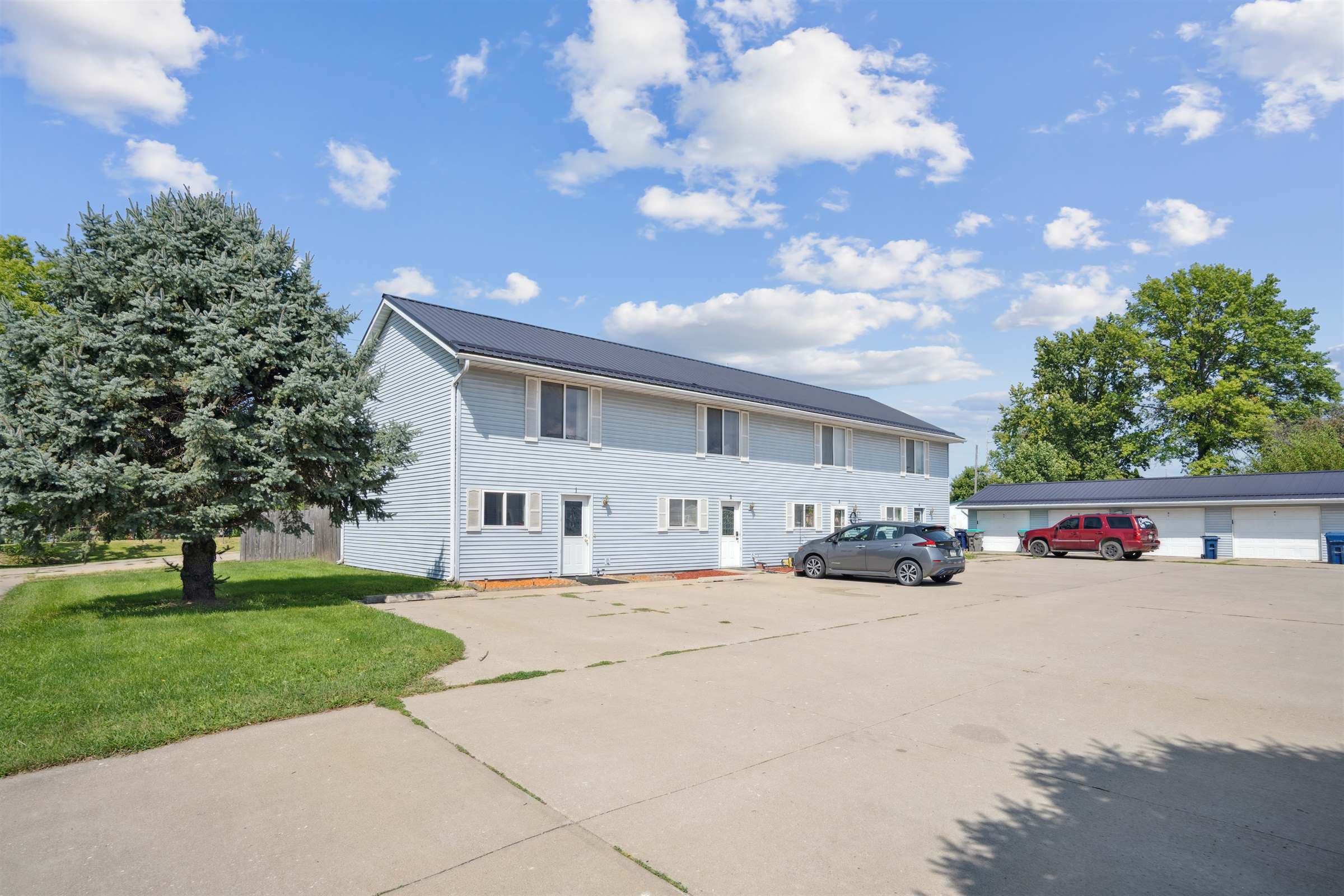 603 E B St Apt 1, West Liberty, IA 52776