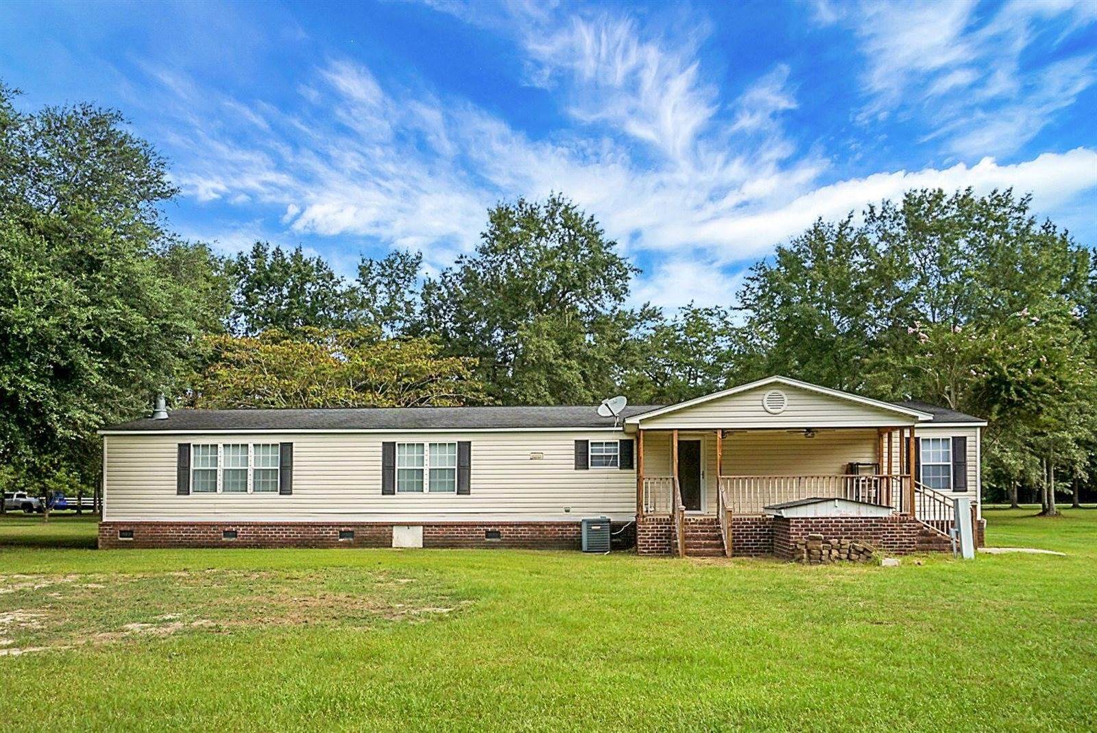 1579 Highway 311, Cross, SC 29436