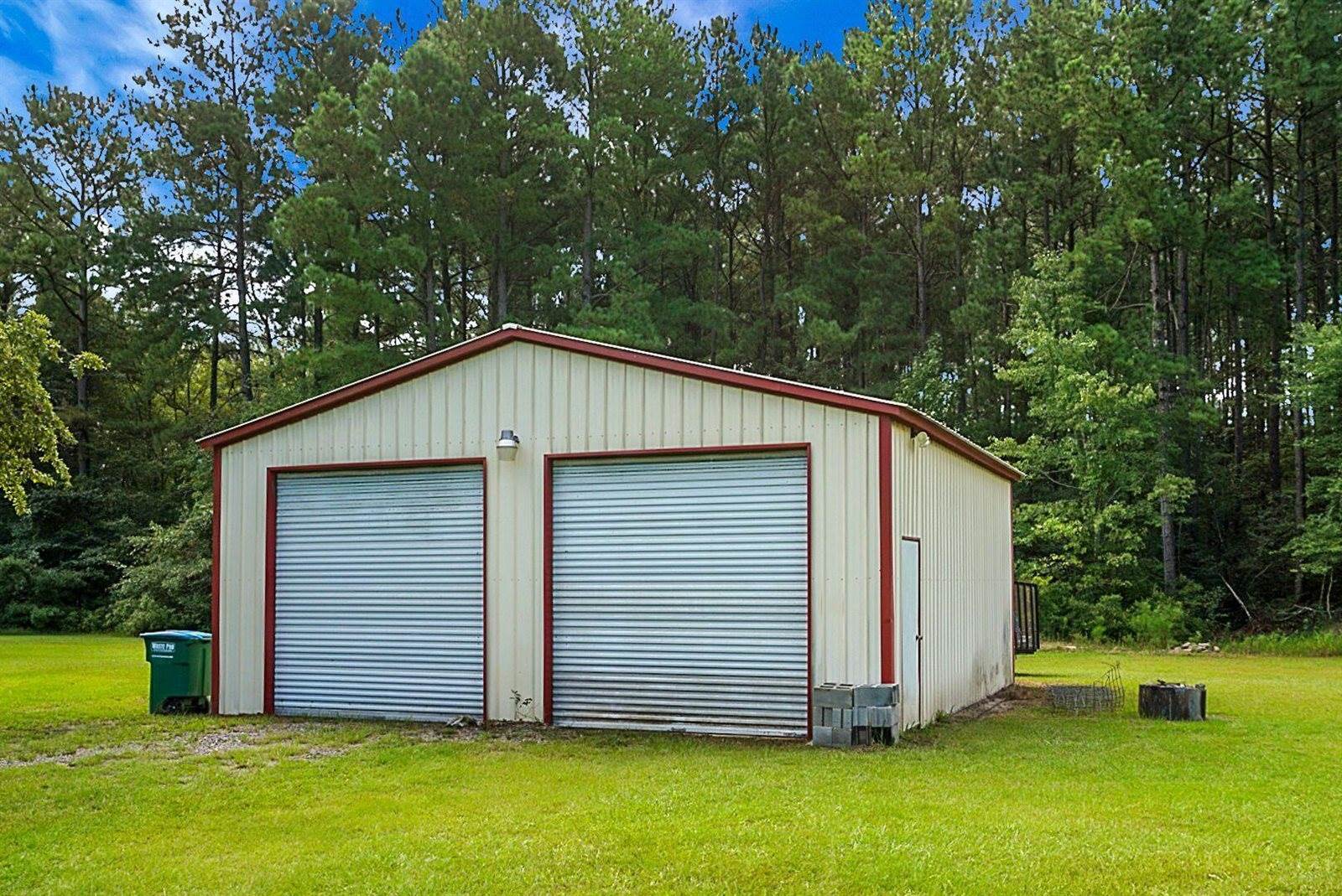 1579 Highway 311, Cross, SC 29436