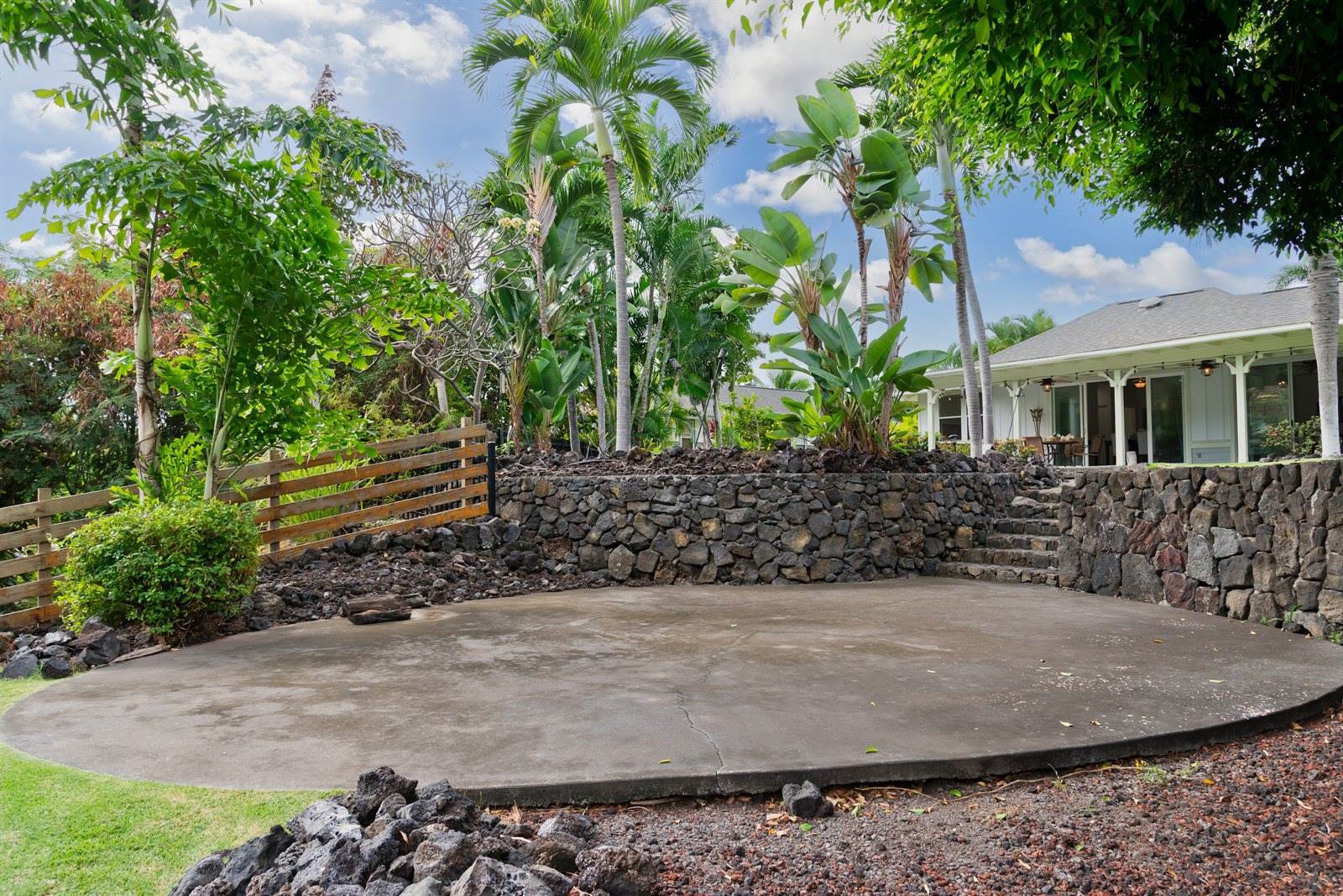 75-139 Kamilo St, Kailua-Kona, HI 96740