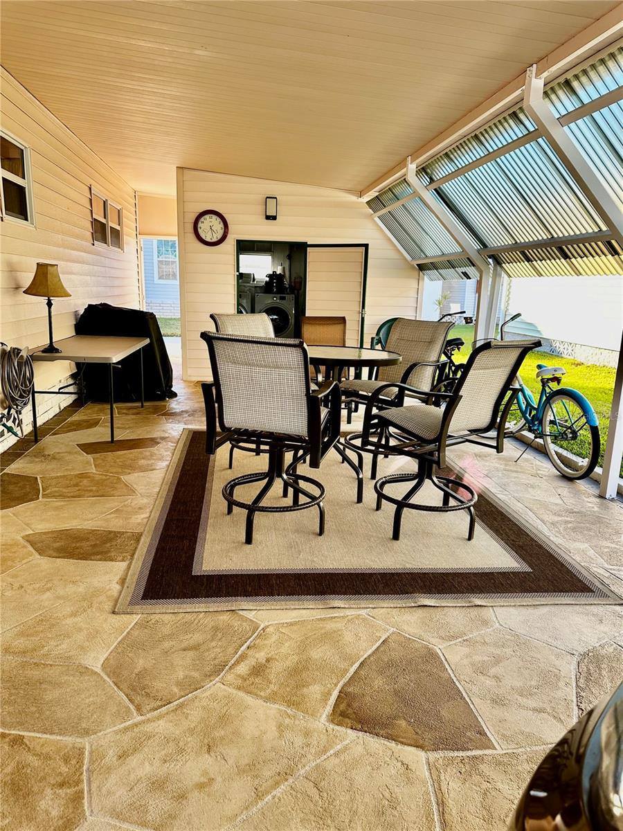 1100 Belcher Road South, Largo, FL 33771