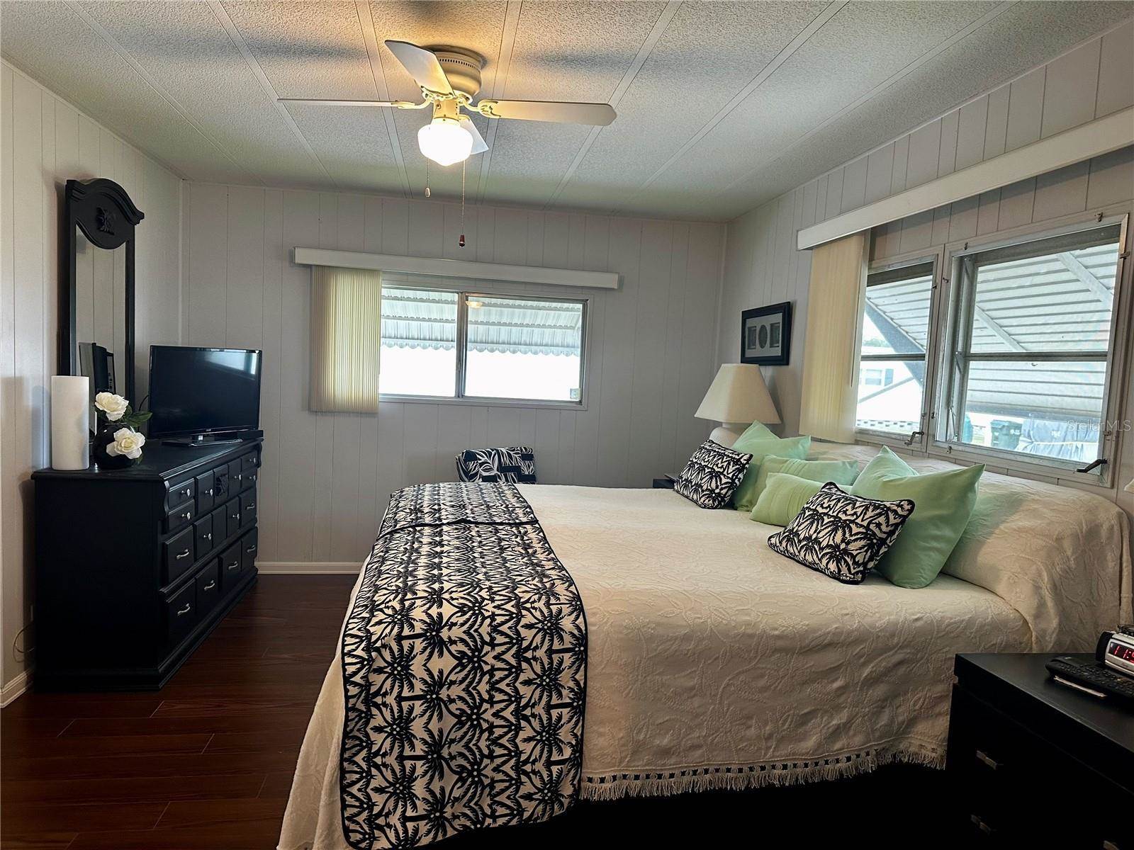 1100 Belcher Road South, Largo, FL 33771