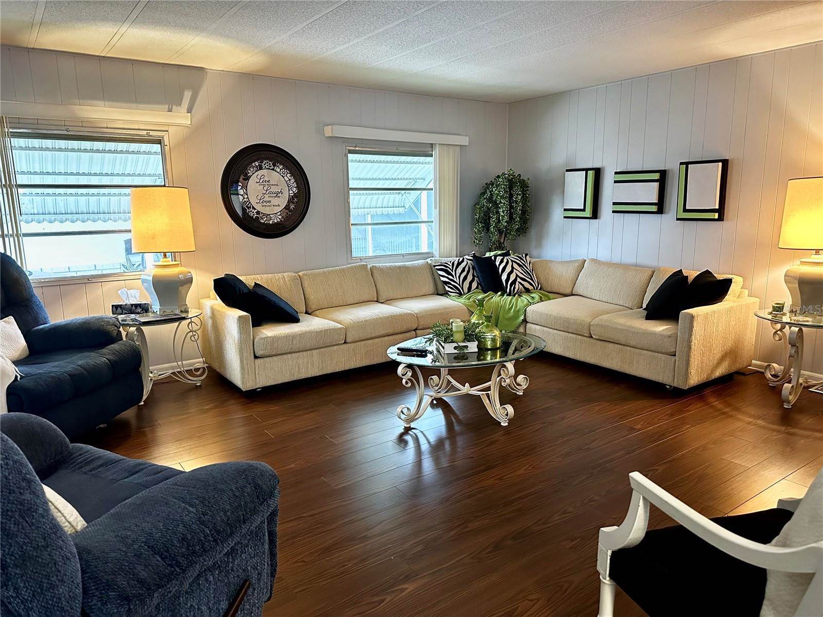 1100 Belcher Road South, Largo, FL 33771