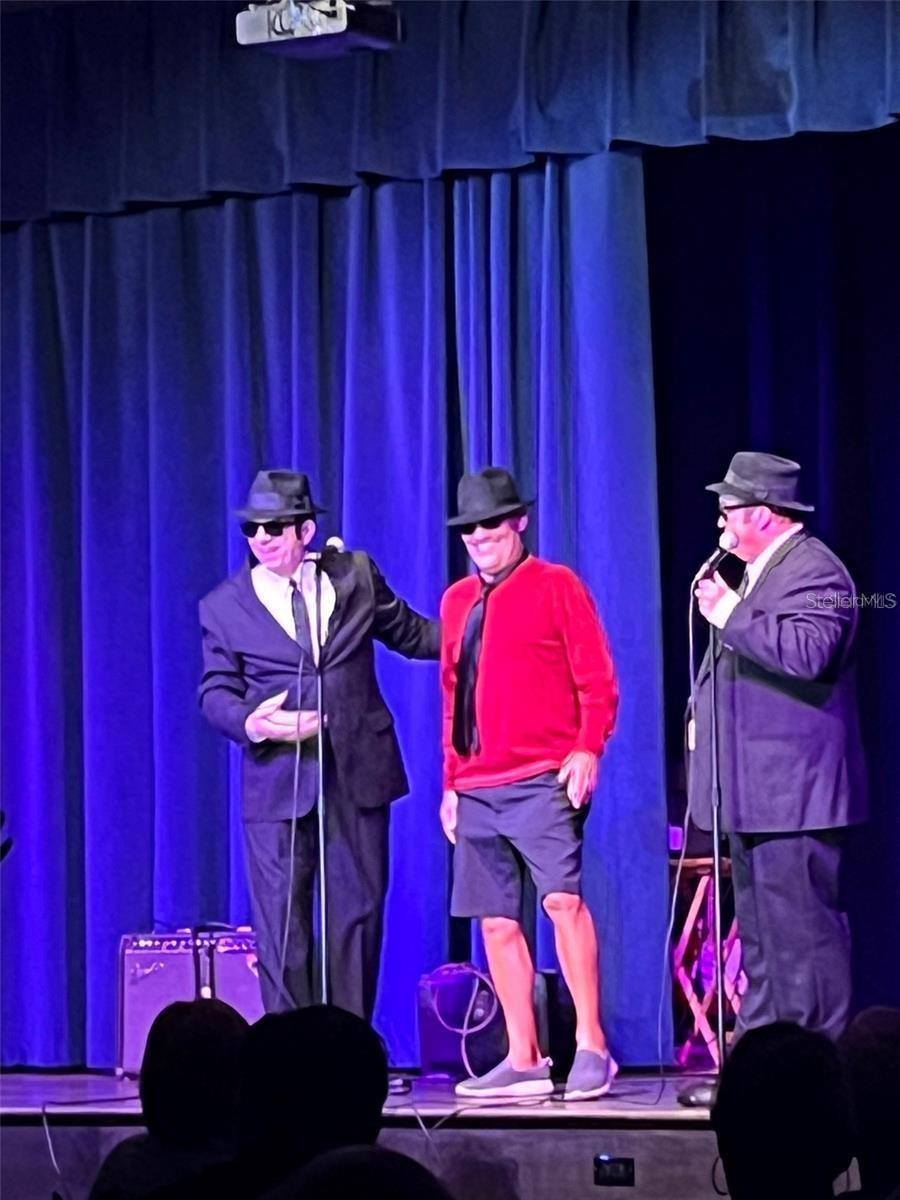 1100 Belcher Road South, Largo, FL 33771