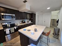 2576 NW 99th Ave 2576, Coral Springs, FL 33065