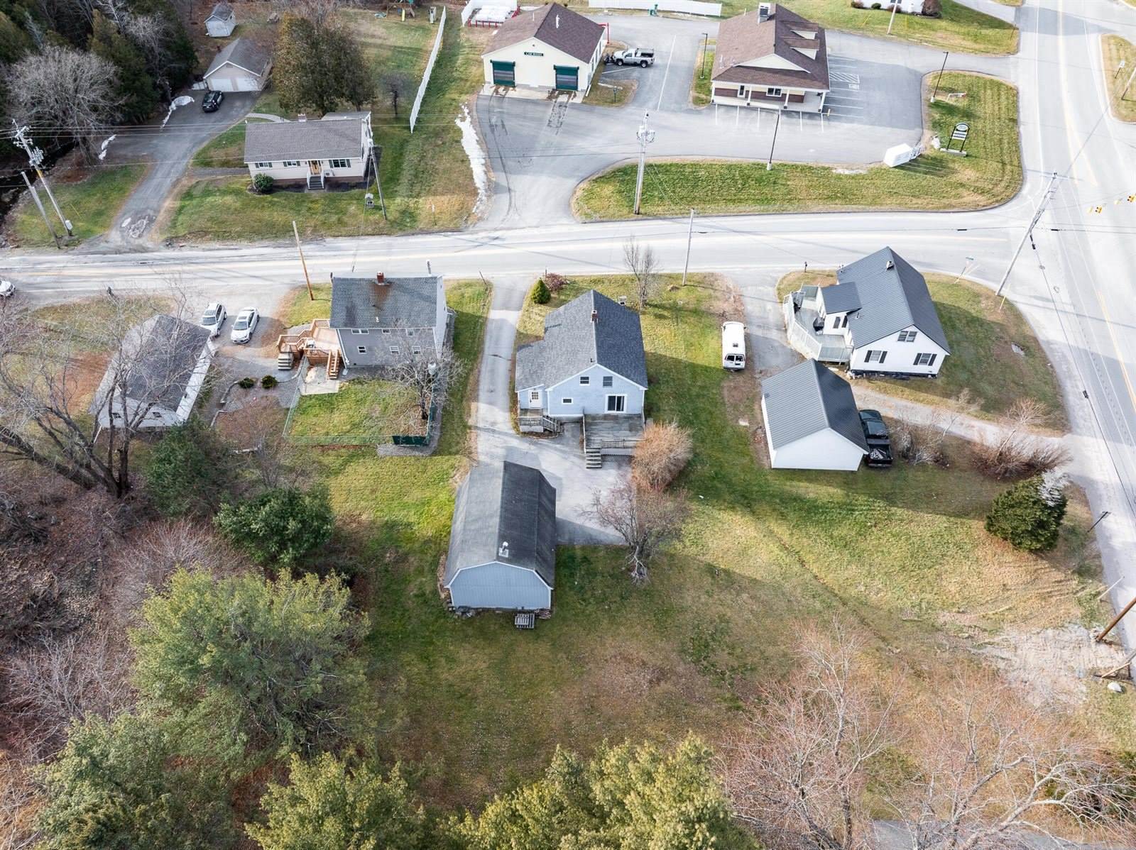 8 Snows Corner Road, Orrington, ME 04474