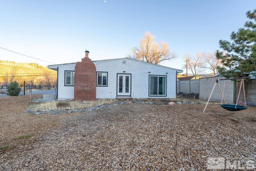 15335 Kivett Ln, Reno, NV 89521