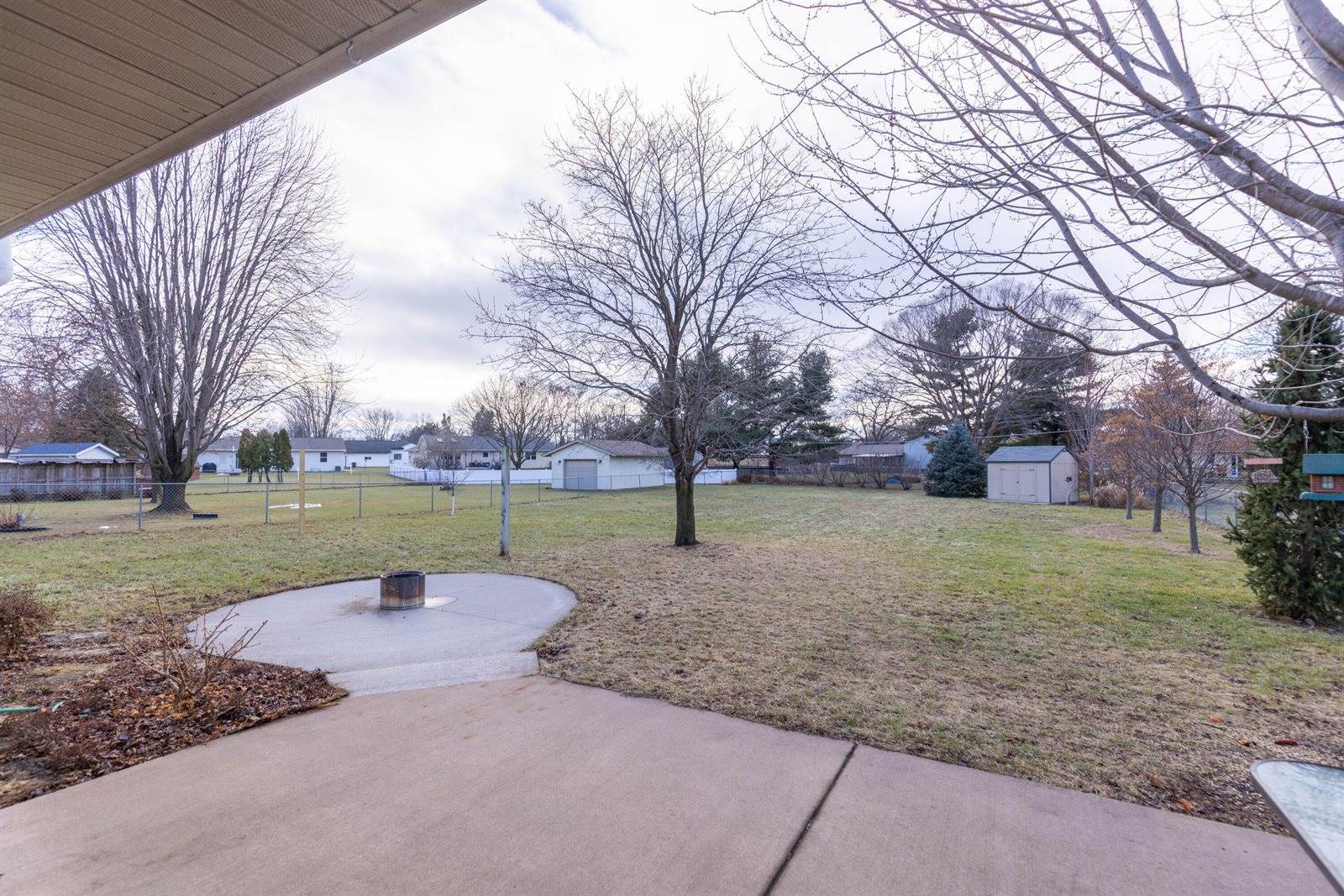 3006 Locust Ave South, Holmen, WI 54636
