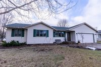 3006 Locust Ave South, Holmen, WI 54636