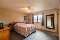 3006 Locust Ave South, Holmen, WI 54636