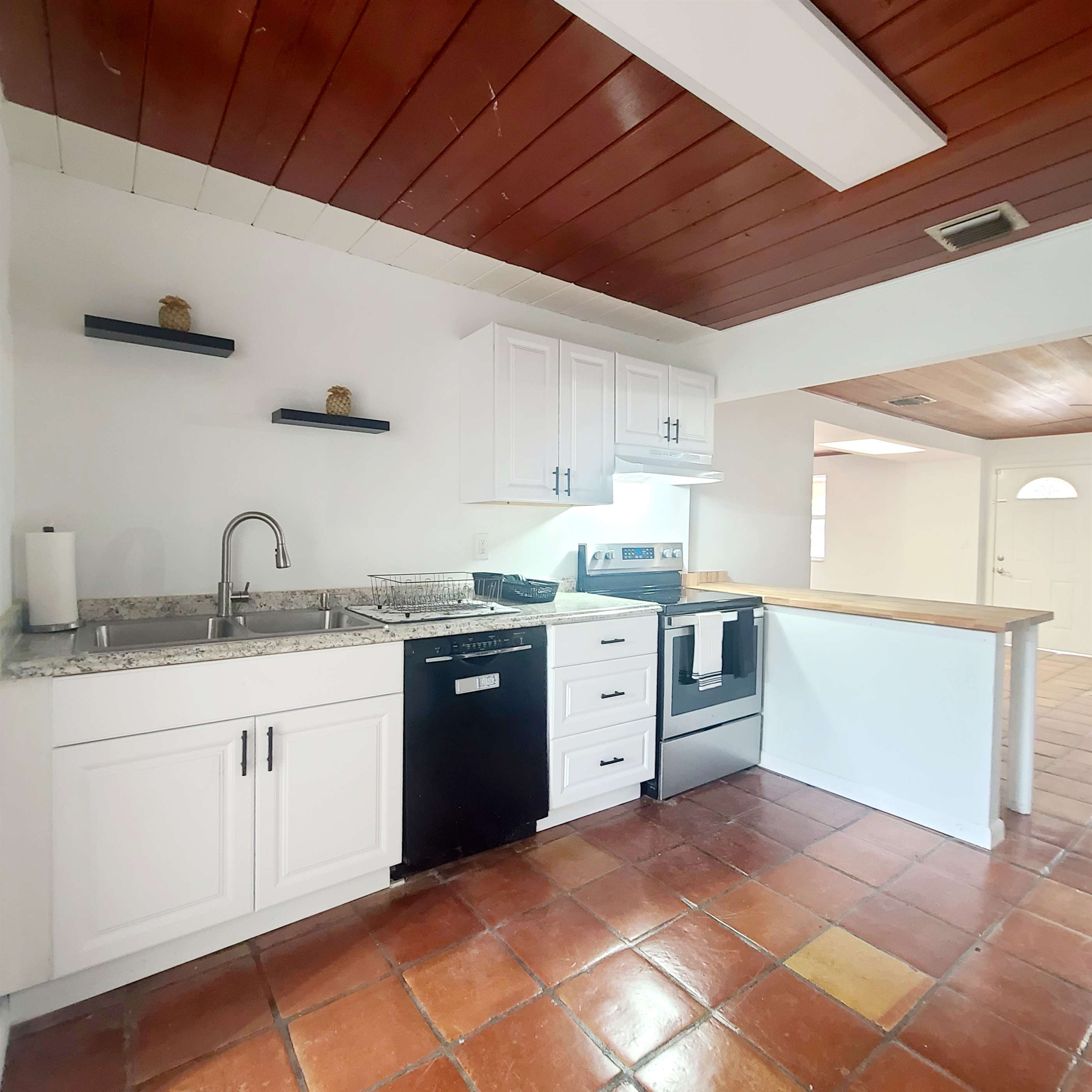 103 Shannondale Road, Cloud Lake, FL 33406